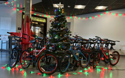 Manufacturers Resource Center Hosts Expanded Santa’s STANDARD WORKshop